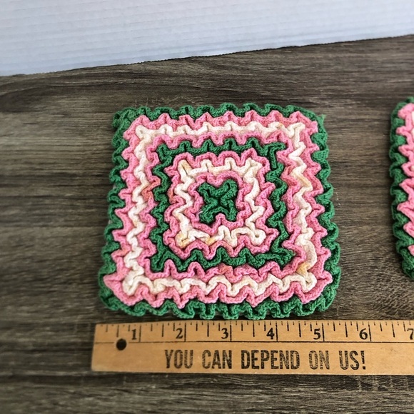 Vtg Crocheted Pot Holder/Hot Pads - Picture 8 of 13